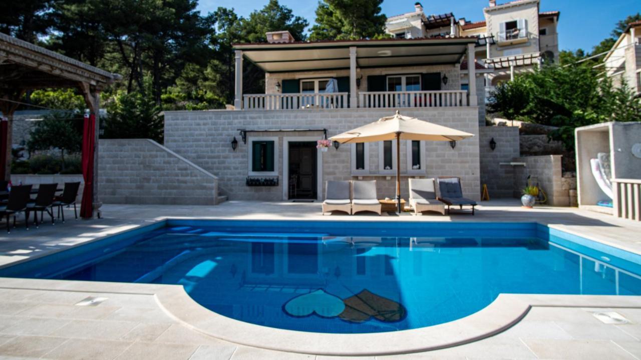 Ursa Minor Villa Sumartin Exterior foto